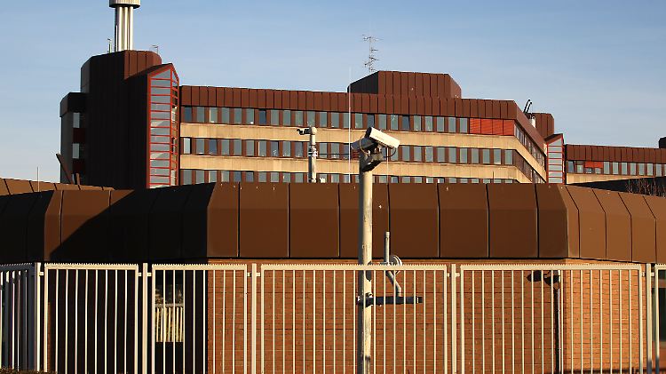 Bundesamt für Verfassungsschutz in Köln.