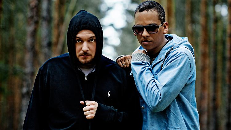  Xavier Naidoo und Kool Savas haben mit dem Song "Wo sind" heftige Kritik auf sich gezogen.