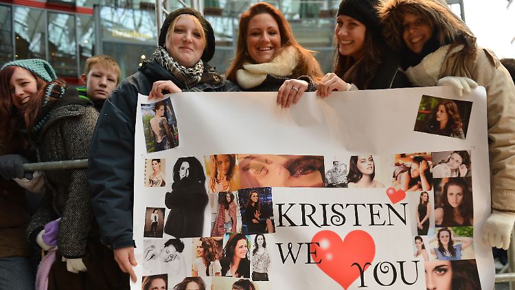 Ausharren am Potsdamer Platz - den wahren "Twilight"-Fan schockt nichts.