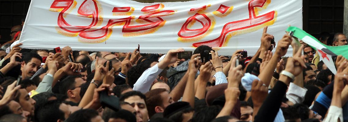 Protest in Kairo gegen die israelischen Angriffe auf Gaza. Ägyptens Regierung muss neuerdings auf die öffentliche Meinung im Land Rücksicht nehmen.