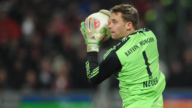 Nach seinem Wechsel zum Branchenprimus dürfte sich das Gehalt von Manuel Neuer deutlich gesteigert haben.