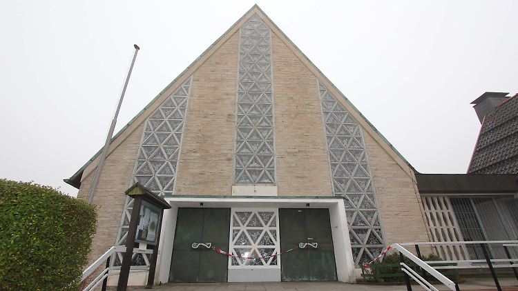Katholische Kirche "Zur Heiligen Familie" in Braunlage. Hier wirkte die Küsterin.