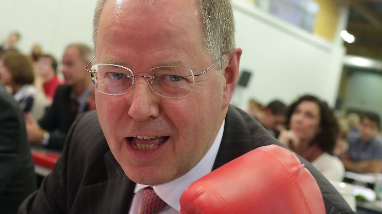 Steinbrück bei den Jusos in Magdeburg.