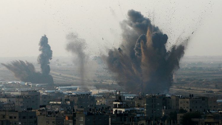 Immer wieder bombardierte die israelische Luftwaffe in den vergangenen Tagen Ziele in Gaza.