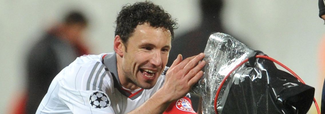 Weiter im Blickpunkt: Mark van Bommel.