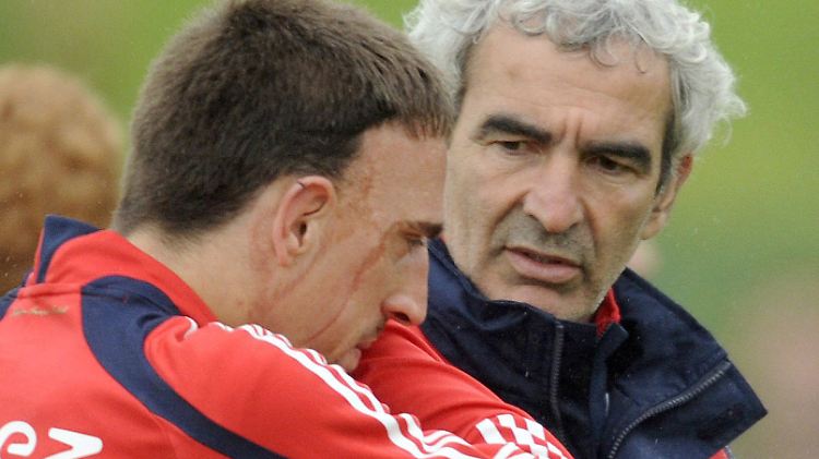 Domenech und Ribery während der Fußball-EM 2008 in der Schweiz.