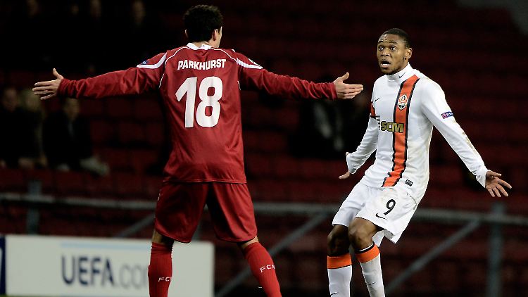 Der Tor des Jahres: Luiz Ariano sollte so schnell keinen Dänemark-Urlaub buchen.