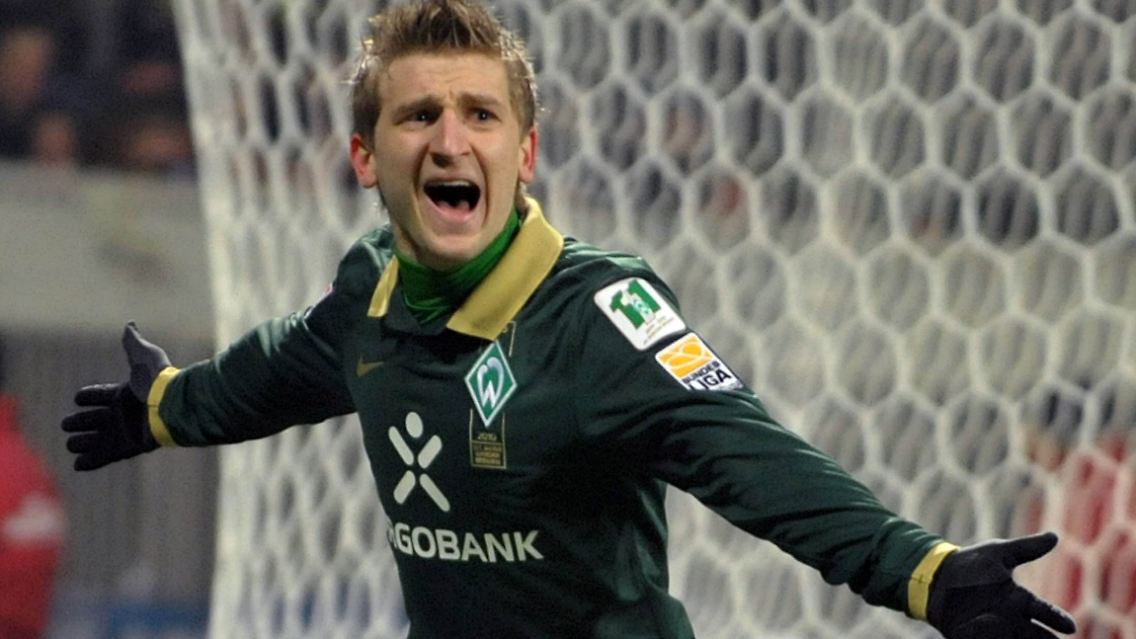 Werders Mittelfeld-Dribbler Marko Marin wird im Achtelfinale auf dem Platz stehen. Wegen seiner Erkältung wird er aber wohl nicht in Topform sein.
