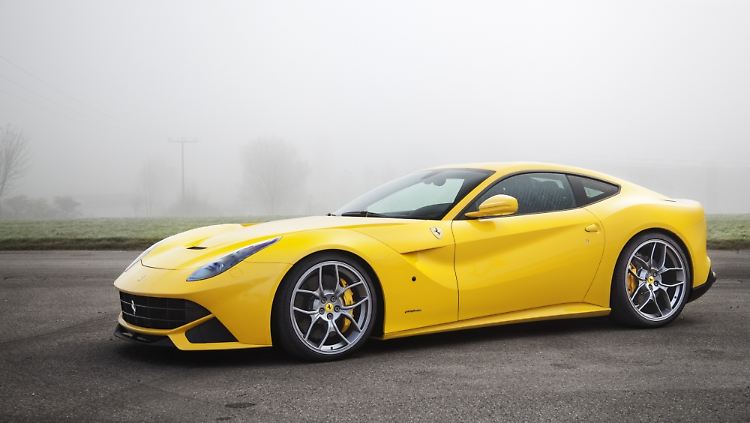 Wer den getunten Ferrari F12 Berlinetta fahren möchte, muss tief in die Tasche greifen.