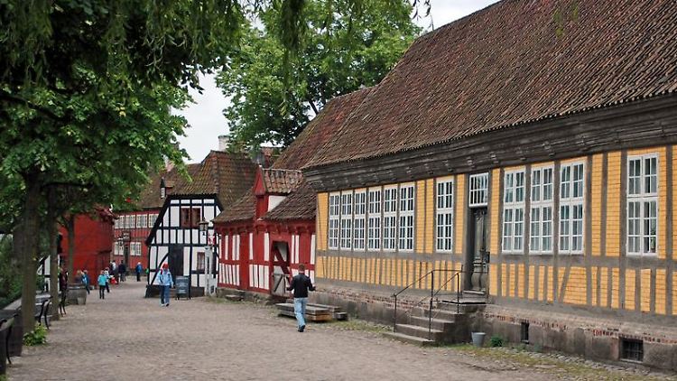 Wie ein Ausflug in die dänische Architekturgeschichte: Das Gamle By in Århus ist ein Freilichtmuseum voller historischer Gebäude aus allen Teilen des Landes.