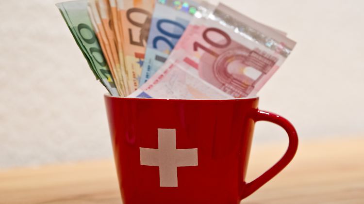 Die Schweizer Bankhäuser bemühen sich zunehmend um sauberes Geld. 