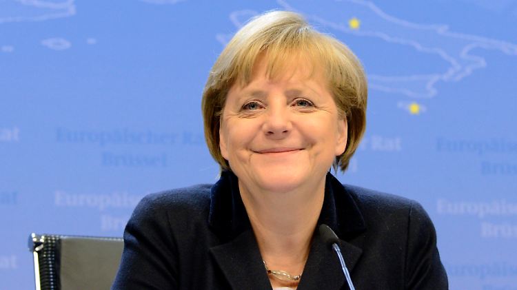 Alles in Ordnung, versucht die Kanzlerin zu sagen.