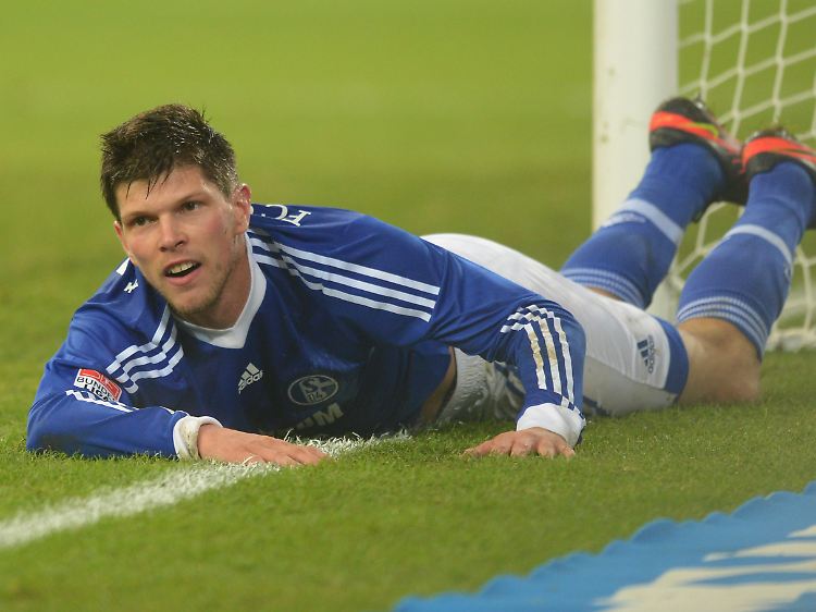 Die gute Nachricht aus Schalker Sicht: Klaas-Jan Huntelaar trifft wieder. Die schlechte: Frankfurt hat auch getroffen.