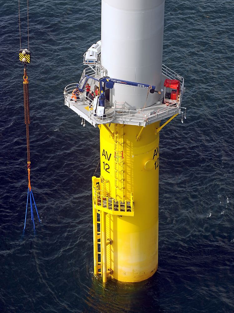 Offshore-Windpark "Alpha Ventus" in der Nordsee noch während der Bauphase: Lärm ist nicht zu vermeiden, muss aber vermindert werden (Archivbild vom 15.07.2009).