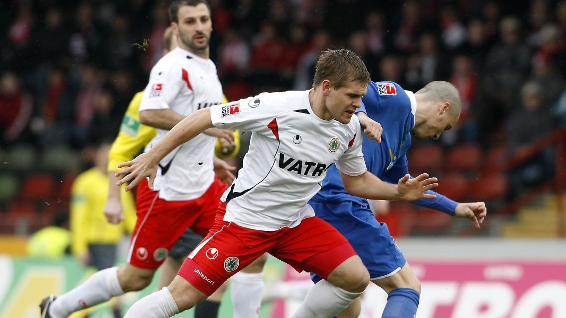 Oberhausen erkämpfte sich gegen den KSC drei wichtige Zähler im Kampf um den Klassenerhalt.