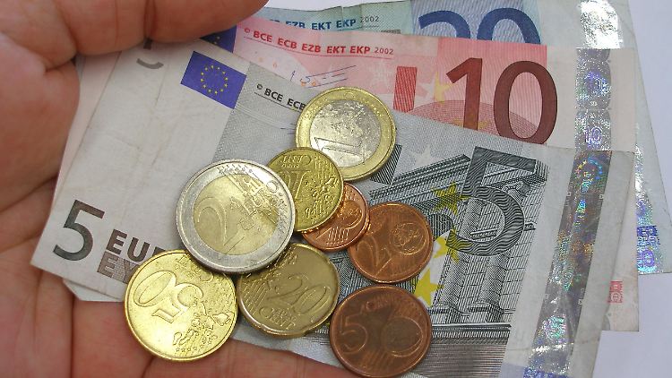 Grundsätzlich sind Händler dazu verpflichtet, Euro-Scheine und Münzen als Zahlungsmittel anzunehmen.