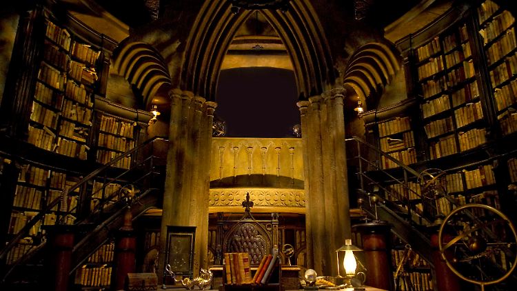 Beim Besuch der "Wizarding World of Harry Potter" kommt man auch durch Dumbledores Büro.