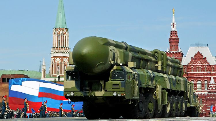 Eine russische Kontinentalrakete bei einer Parade in Moskau.