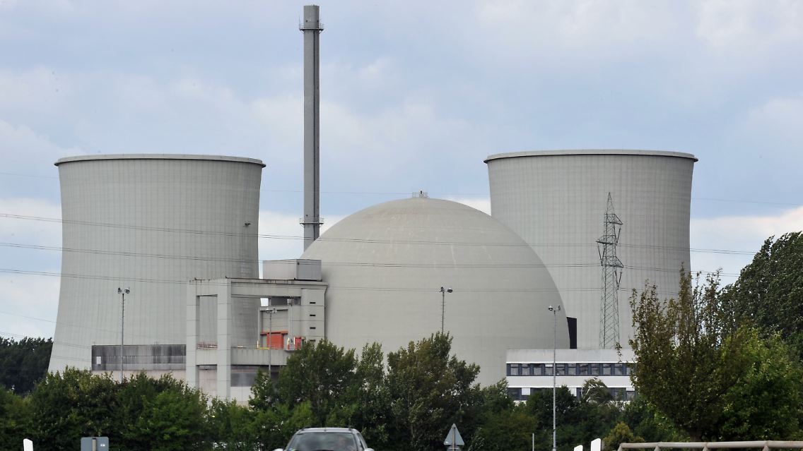 Wie lange die Atomkraftwerke am Netz bleiben werden, lässt das Umweltministerium gerade durchrechnen.