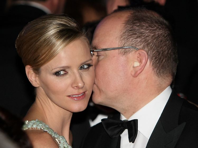 Und Charlene ... ach Charlene, wann wird er nur endlich fragen?