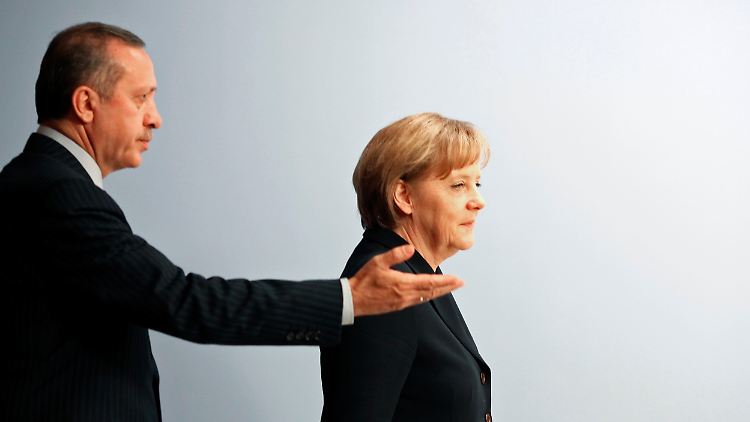 Merkel traf Erdogan in Istanbul - und zeigte sich kompromissbereit.