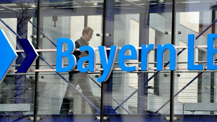 2008 und 2009 mit Milliardenverlusten abgeschlossen, will die BayernLB 2010 wieder schwarze Zahlen schreiben.