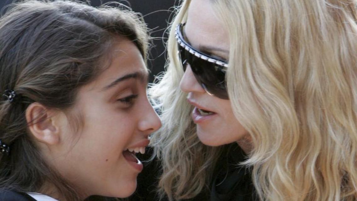 Madonna und ihre Tochter Lourdes stimmen in Modefragen nicht ganz überein.