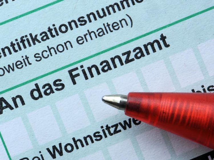 Über die Werbungskosten können zumindest die finanziellen Belastungen eines dualen Studiums abgefedert werden.