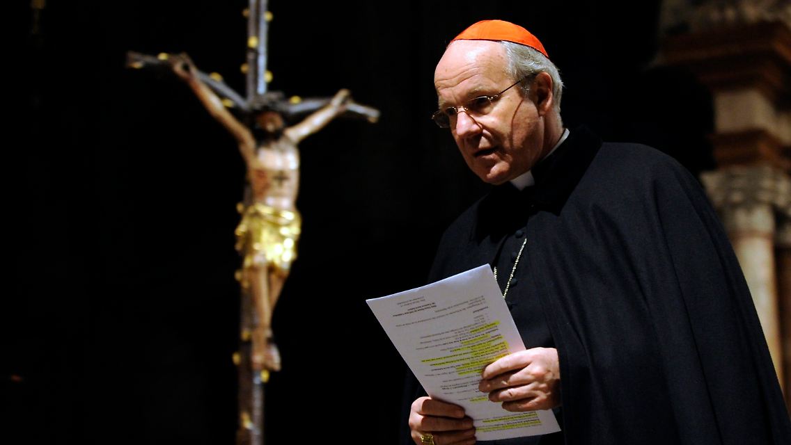 Kardinal Schönborn spricht ein Schuldbekenntnis seiner Kirche.