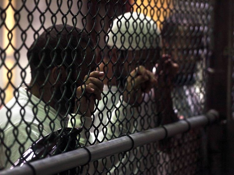 Im Gefangenenlager Guantanamo werden noch etwa 180 Menschen festgehalten. Immer noch ist unklar, wo die verbliebenen Insassen unterkommen sollen.