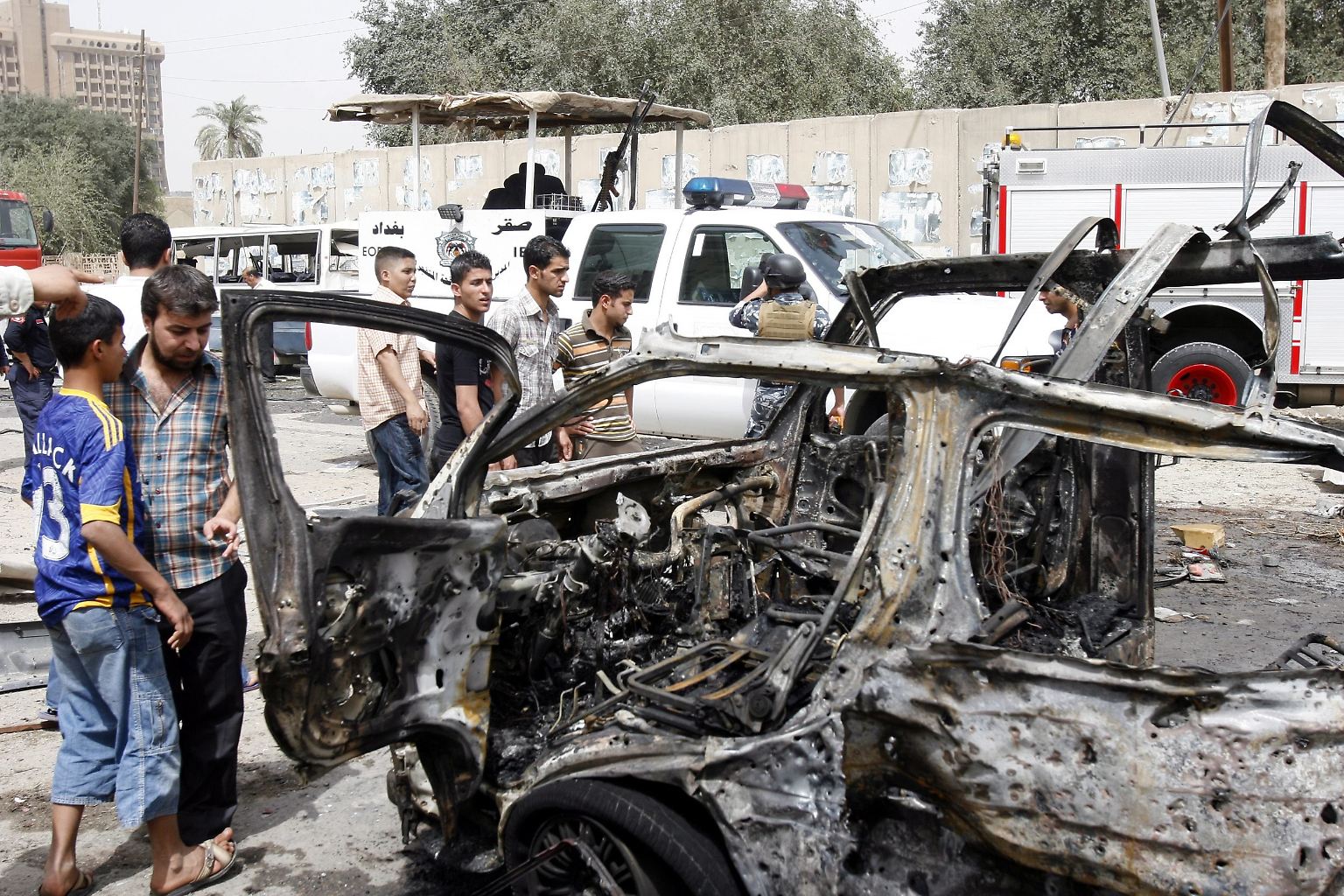 Bei mehreren Anschlägen in Iraks Hauptstadt Bagdad sind am Ostersonntag mindestens 30 Menschen getötet und über 220 verletzt worden.
