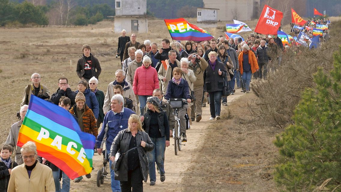 Der Marsch durch die Heide bei Wittstock.