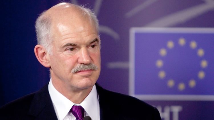 Blank: Die gestiegenen Zinsen geben dem griechischen Haushalt den Rest. Der griechische Regierungschef Papandreou muss wohl die Reißleine ziehen.