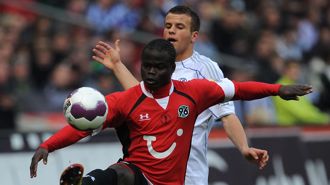 Didier Ya Konan erzielte gegen Schalke zwei der vier 96-Tore.