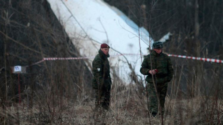 An der Absturzstelle bei Smolensk.