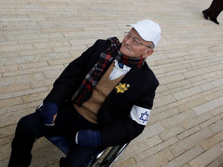 Der in Polen geborene, 88-jährige Holocaust-Überlebende Mordechai Fox.