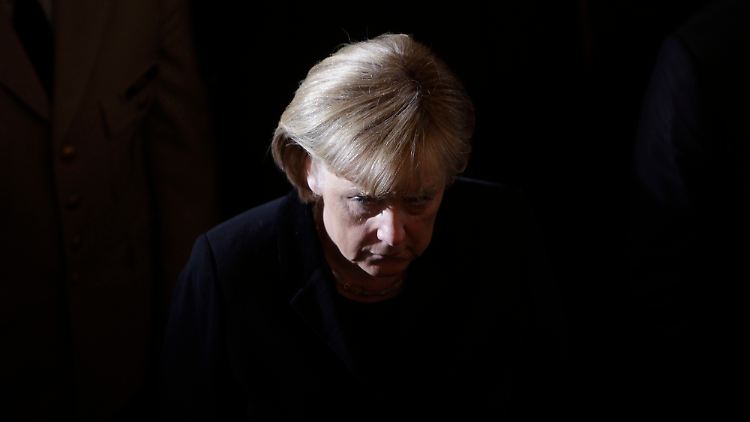 Angela Merkel trauert um die getöteten Bundeswehr-Soldaten.
