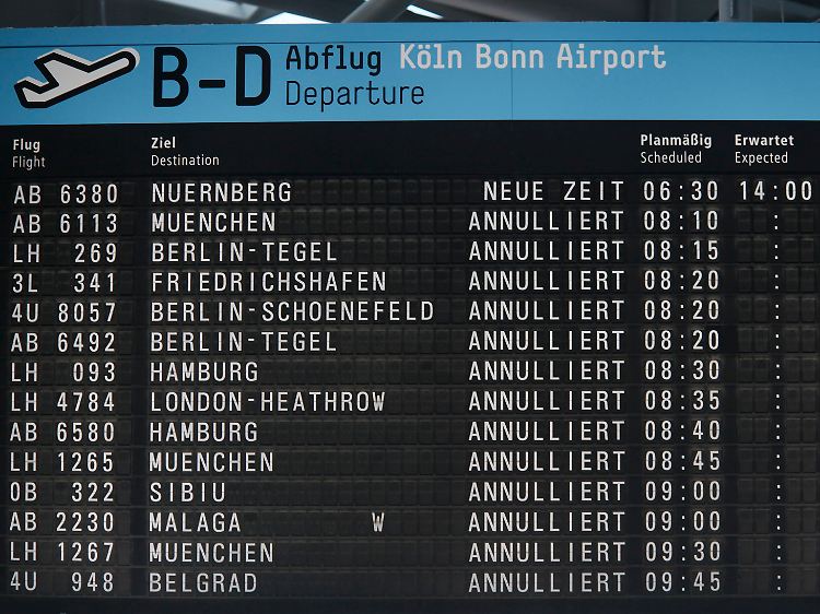 Die Kölner "Flugasche-Opfer" können sich mit einem kostenlosen Knüllerspiel trösten.