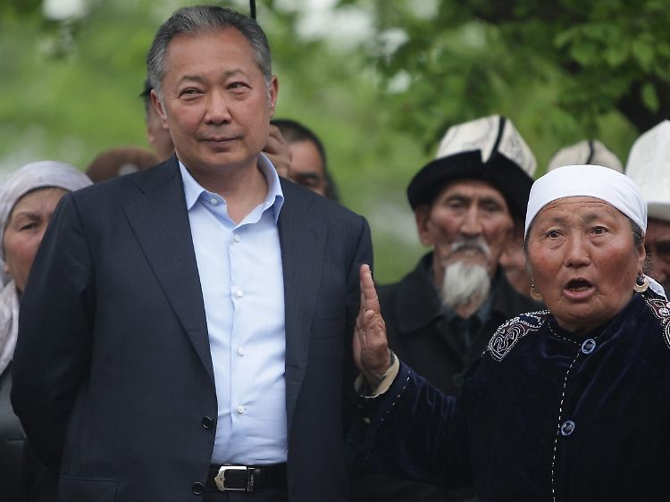 Der gestürzte Präsident Bakijew soll derzeit in Kasachstan sein.