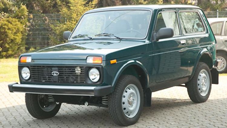 Neue Instrumententafel, mehr Sitzkomfort: Lada hat den russischen Geländewagen Niva überarbeitet.