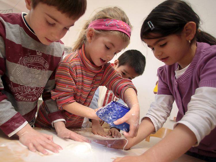 Beim Spielen kommen sich Kinder oft nahe. So steigt das Infektionsrisiko für Masern, wenn kein Impfschutz besteht.