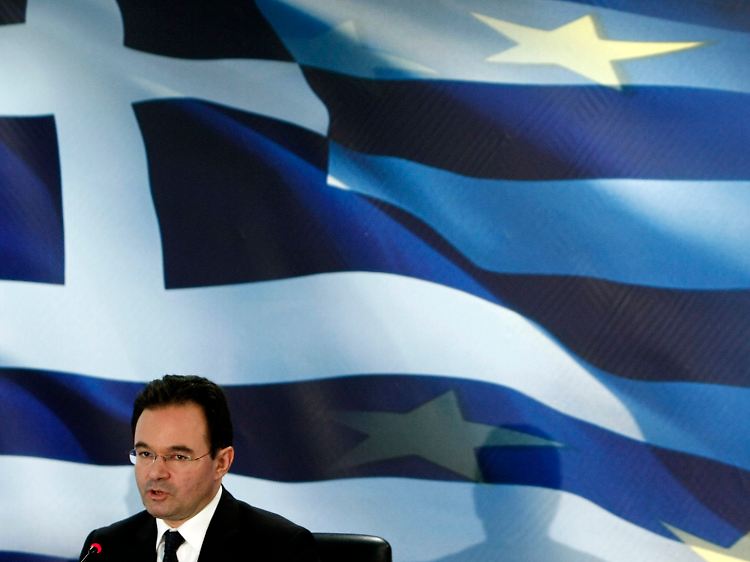 Griechenlands Finanzminister George Papaconstantinou verkündet den griechischen Sparplan.