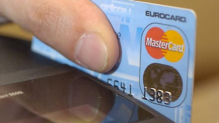 Viele Anhänger von Kreditkarten gibt es in Deutschland nicht.