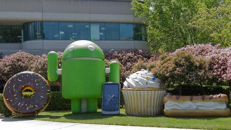 Jetzt warten die meisten Android-Nutzer noch darauf, dass ihr Handy ein Update auf Version 2.2 ("Froyo") bekommt.