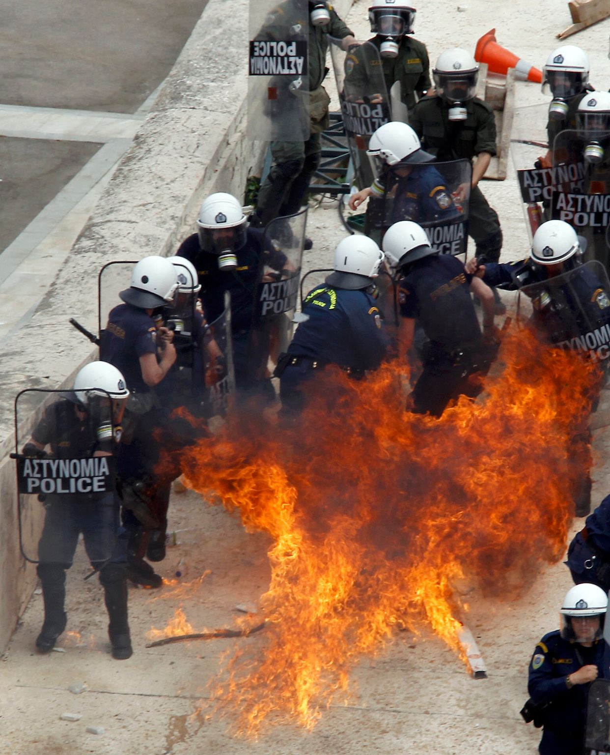 Tödliche Eskalation der Proteste in Griechenland: 