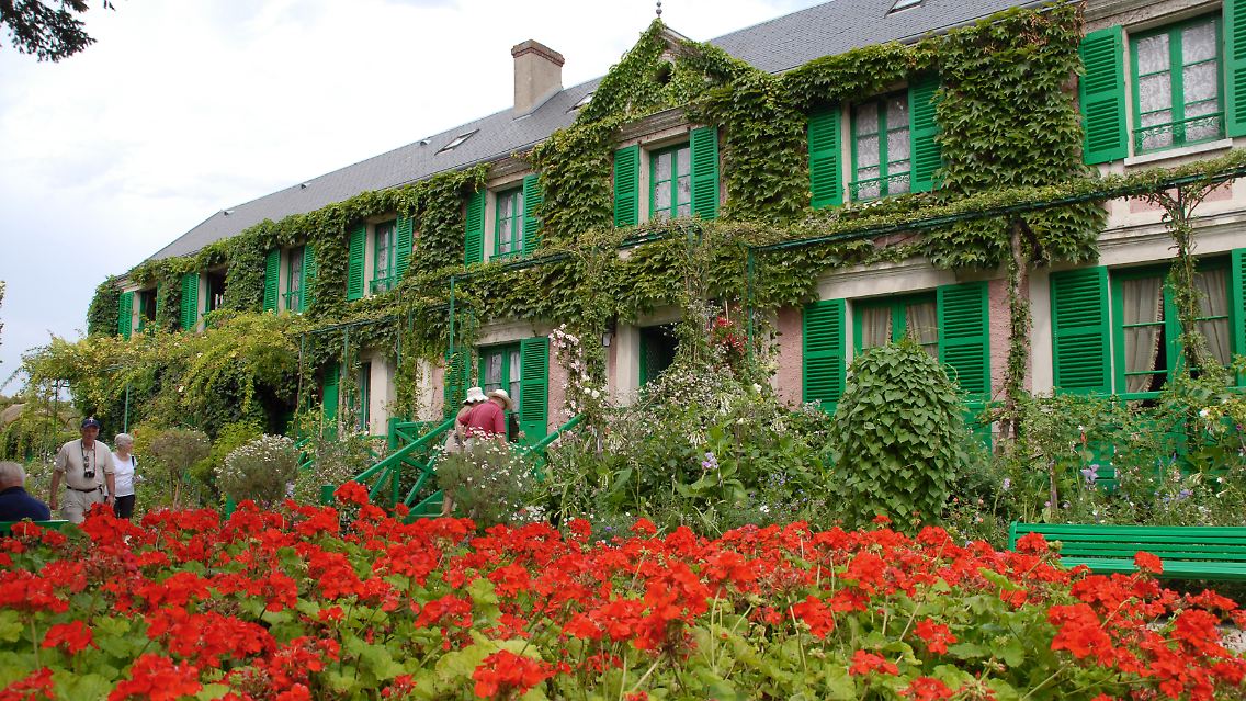 Wo sich der Impressionist inspirieren ließ: In diesem Haus in Giverny lebte Claude Monet bis zu seinem Tod 1926.