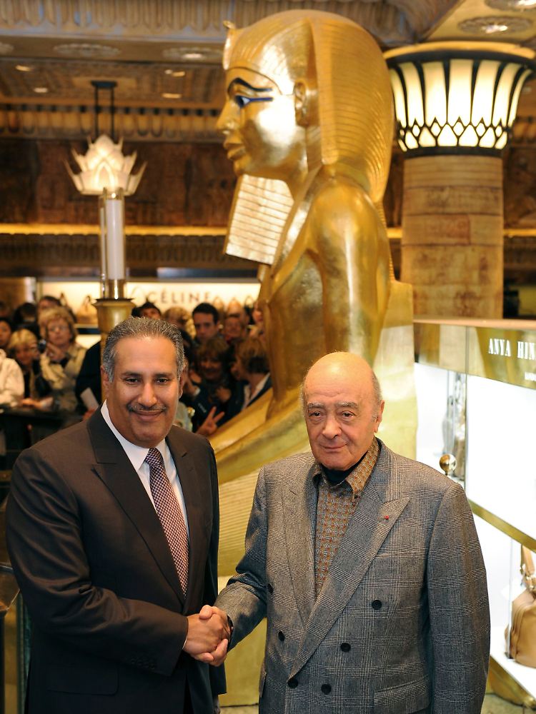 Katars Premier Scheich Hamad Bin Jassim Bin Jabr Al-Thani bei einer teuren Plauderstunde mit Mohamed al-Fayed.