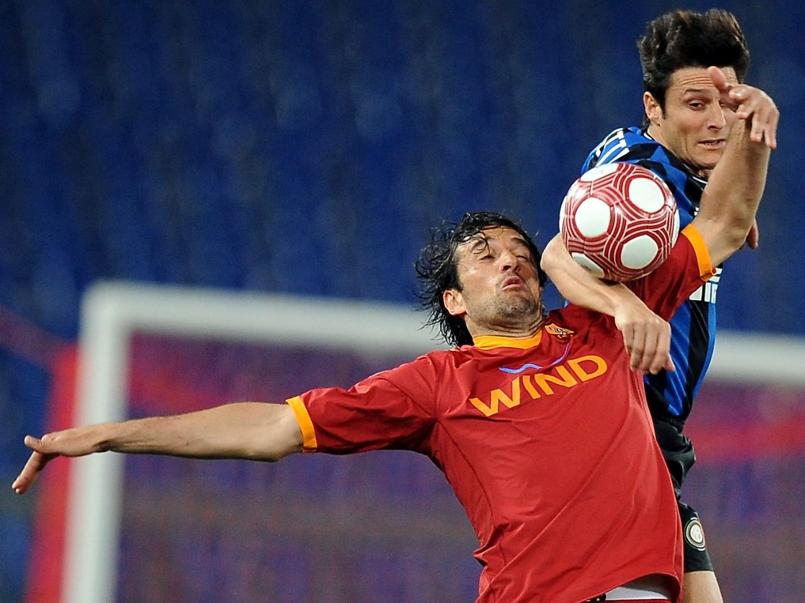 Es läuft nicht mehr rund für Luca Toni beim AS Rom. Die Zeichen stehen auf Trennung.