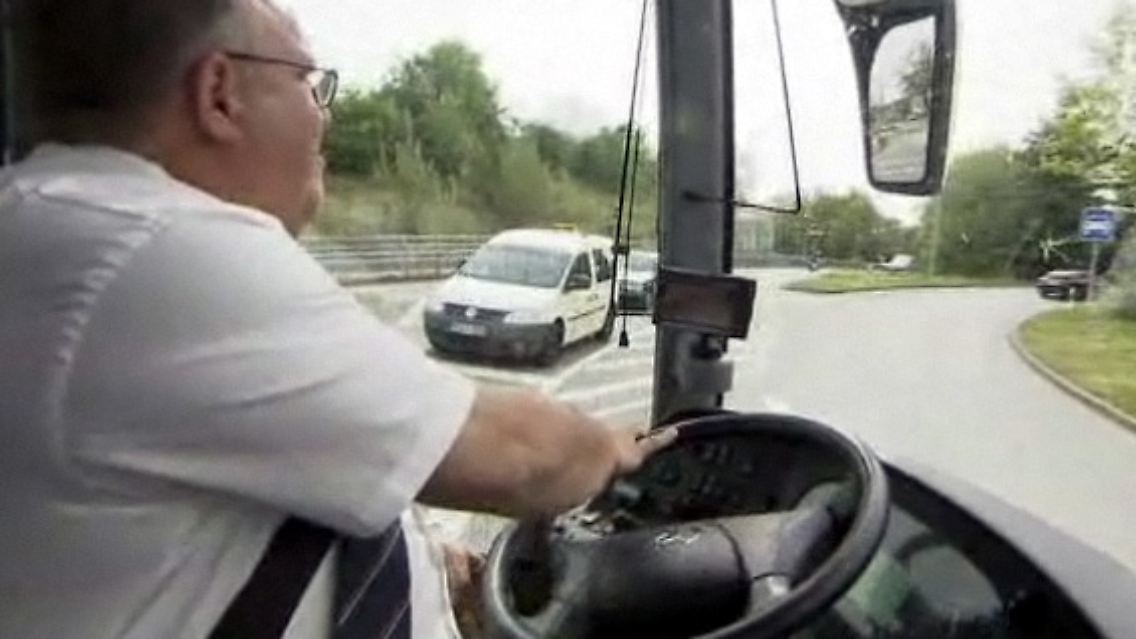Fernbusverkehr: Die Bahn ist mit dabei und will die Konkurrenz kleinhalten.