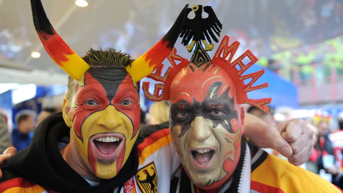 Volle Hallen, gute Stimmung: Die Fans machen die Eishockey-WM zum Erfolg.